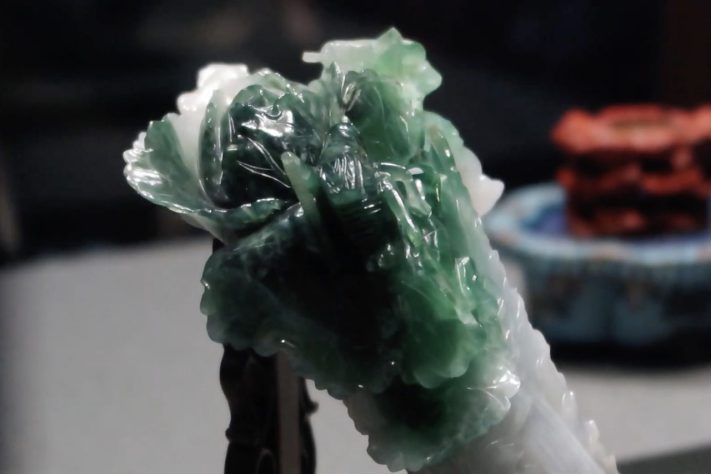 Repolho esculpido em jade de 18 centímetros atrai multidões e virou símbolo de museu em Taiwan – Reprodução/YouTube Barely Evolved Apes
