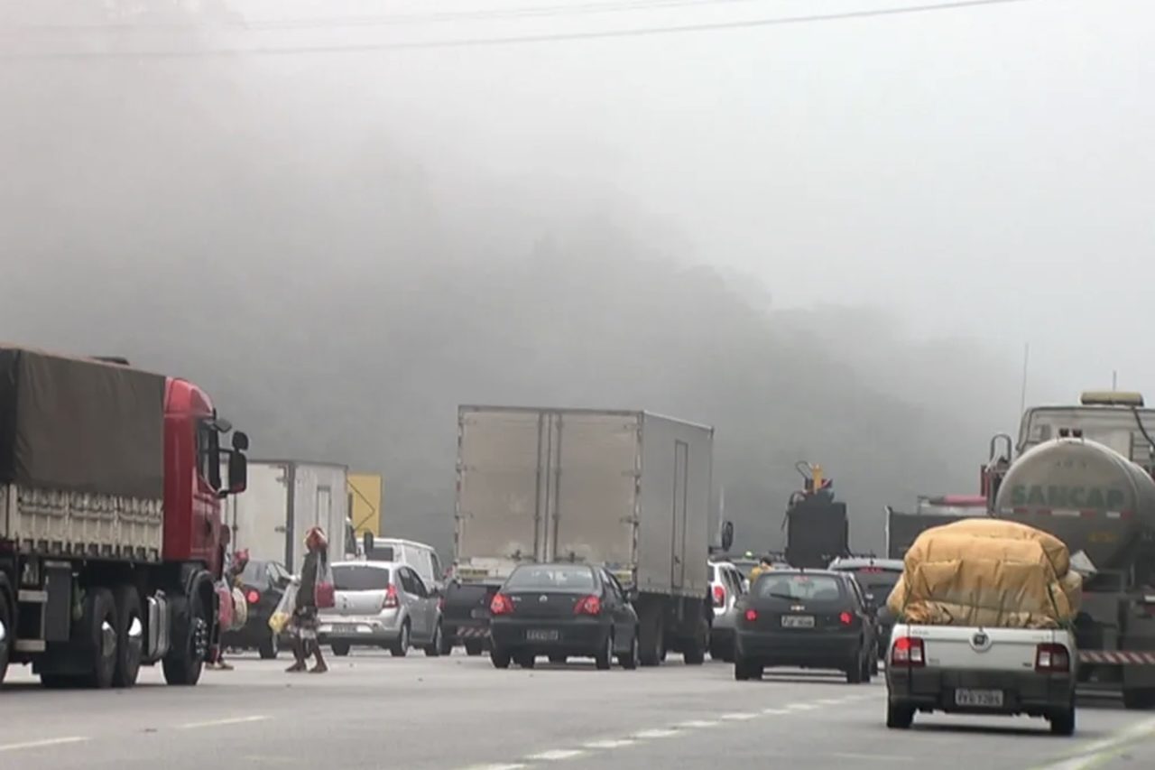 Em situações de neblina intensa, a chamada 