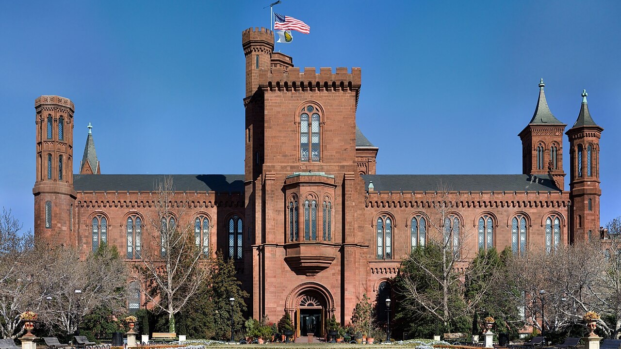 Uma amostra também foi encaminhada ao Smithsonian Institution, em Washington, para confirmação, e a peça foi classificada como meteorito de ferro do grupo IIIAB. O exemplar passou a ser chamado de meteorito Edmore, em referência à cidade onde foi encontrado, e foi considerado o sexto maior meteorito registrado em Michigan.

