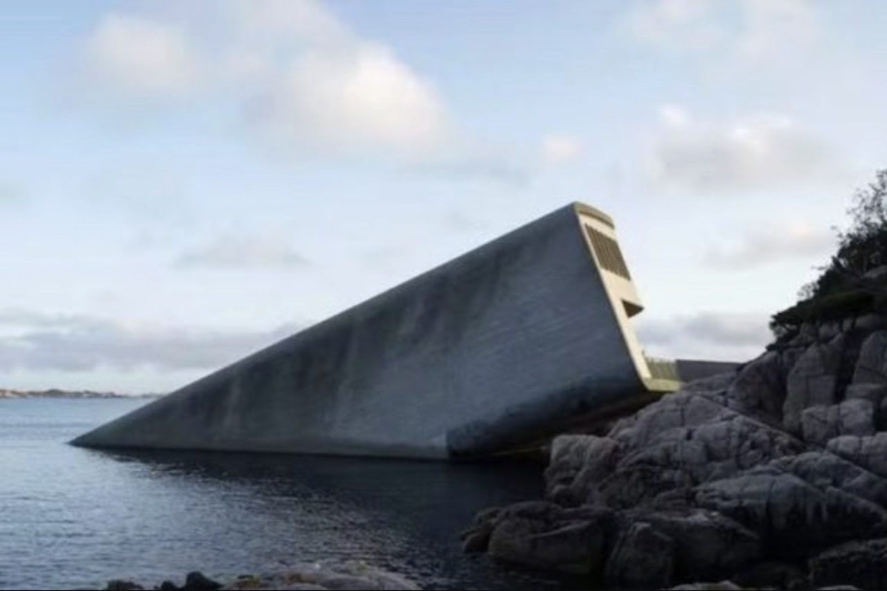 Under (Lindesnes, Noruega): Outra obra projetada pelo escritório Snøhetta, o 