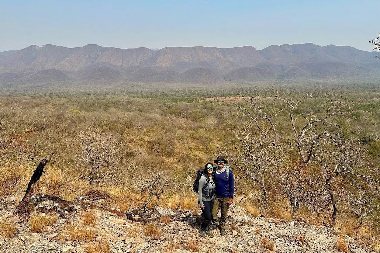 Foram 1,3 mil dias na estrada, além de um acervo de aproximadamente 6 terabytes de fotografias e outros arquivos. Entre as experiências mais difíceis estiveram situações de tensão em áreas marcadas por conflitos fundiários e ameaças contra comunidades indígenas.