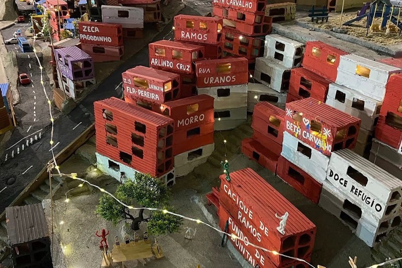 Mais do que uma reprodução visual, o Morrinho criou uma 
