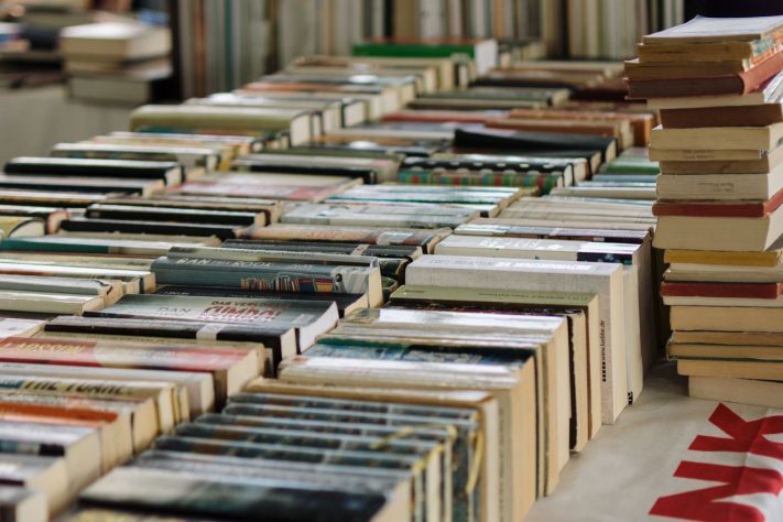 Livros, biblioteca, livraria – Pexels/Berna