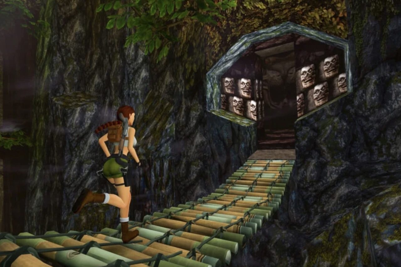 A personagem é apresentada como uma arqueóloga, aventureira e exploradora britânica, com amplo conhecimento sobre história, mitologia e civilizações antigas. Filha do aristocrata Lord Richard Croft, Lara cresceu em um ambiente privilegiado, mas desenvolveu interesse por aventuras e descobertas arqueológicas.