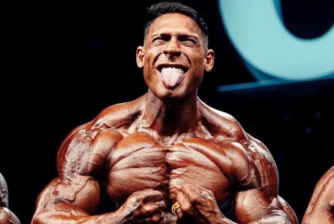 Ramon Dino rebate críticas sobre sua rotina antes de defender título no Mr. Olympia 2026: ‘É uma escolha minha’