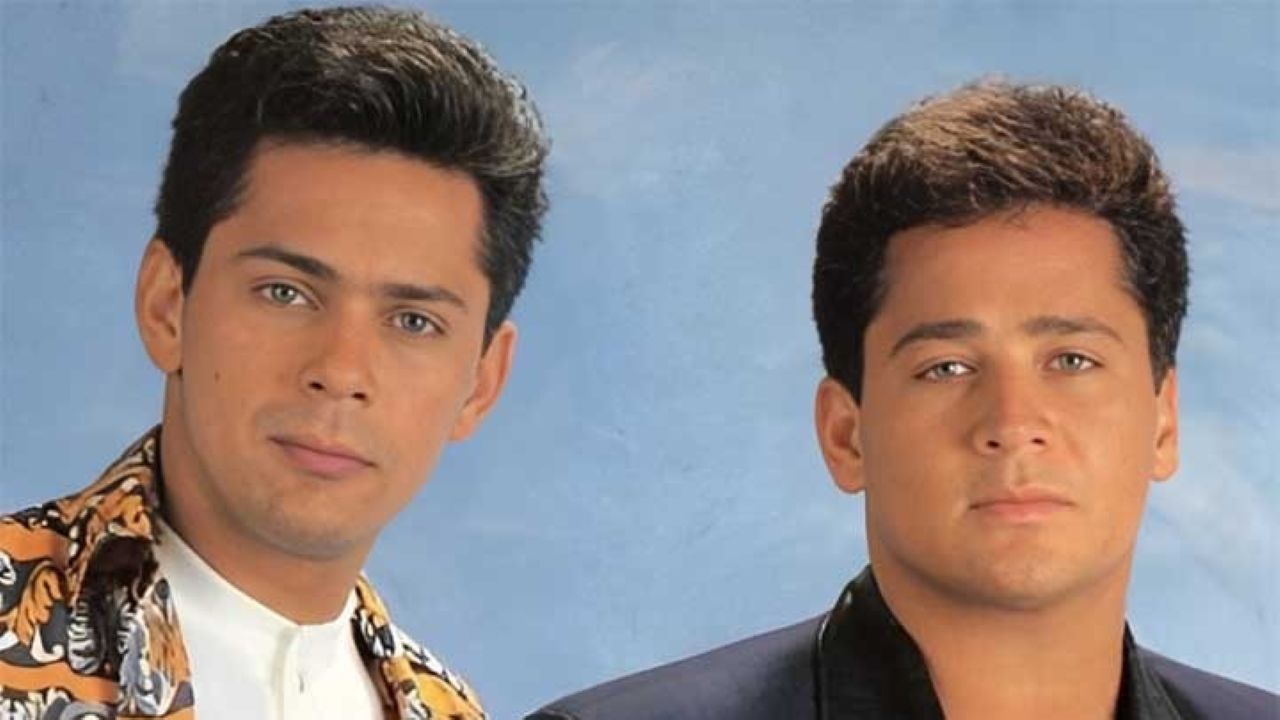 Leandro e Leonardo: a formação dominou as paradas sertanejas no início dos anos 1990, com discos que venderam milhões de cópias. Leandro faleceu em 23 de junho de 1998, aos 36 anos, após enfrentar um tumor de Askin, tipo raro de câncer que atinge a parede do tórax. O diagnóstico ocorreu em abril daquele ano, e o artista morreu por falência múltipla de órgãos no Hospital São Luiz, em São Paulo. Leonardo continuou a carreira e se tornou um dos maiores nomes do sertanejo.
