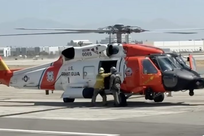 Após cair de jet ski, homem passa a noite à deriva no Oceano Pacífico e é encontrado graças à colete salva-vidas – Reprodução/CBS LA