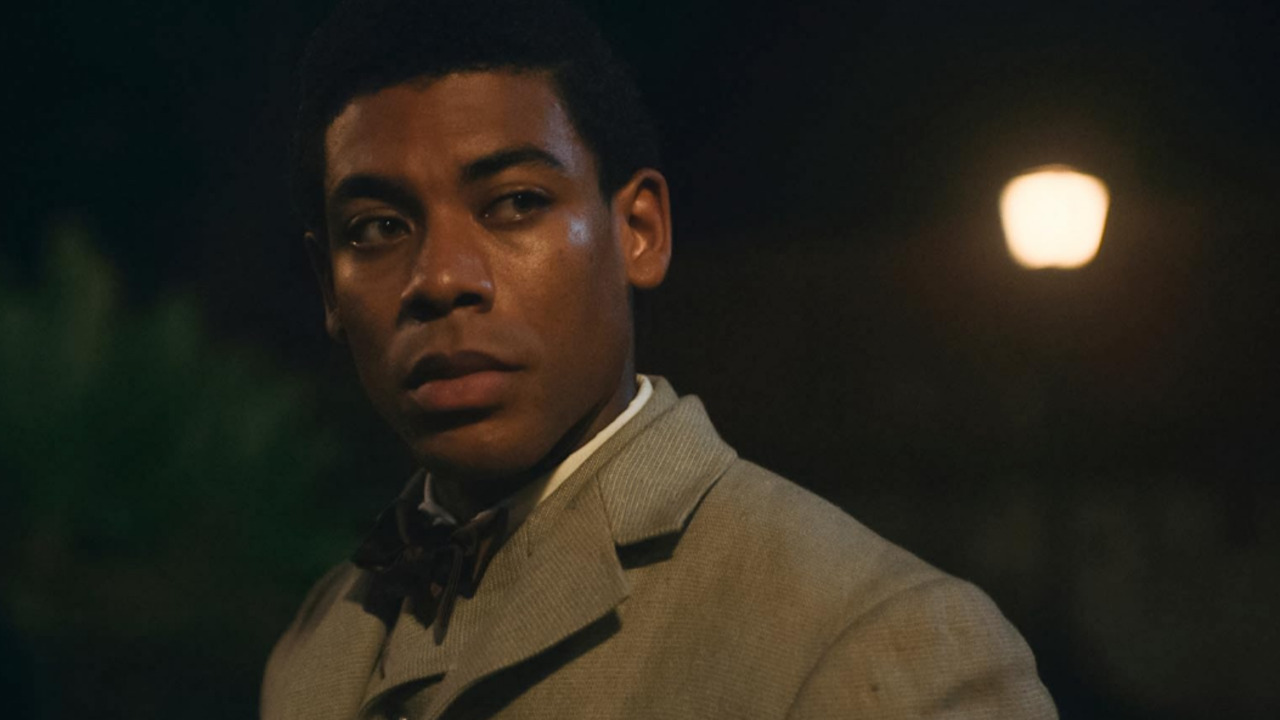 Em 2017, o ator interpretou Malcolm X na série 