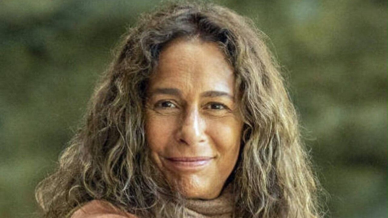 Andréa estreou na televisão em 1981, com uma participação na novela 