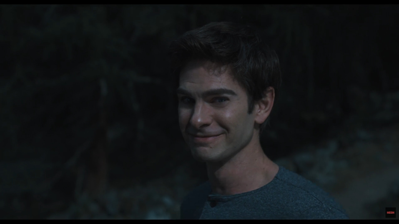 Andrew Garfield será Sam Altman, CEO da OpenAI, no filme “Artificial”, dirigido por Luca Guadagnino, que teve seu primeiro trailer divulgado pela Neon. As imagens mostram o ator caracterizado como o executivo e apresentam a produção, que dramatiza um período conturbado vivido por Altman à frente da empresa responsável pelo desenvolvimento do ChatGPT.
 -  (crédito: Reprodução Youtube)