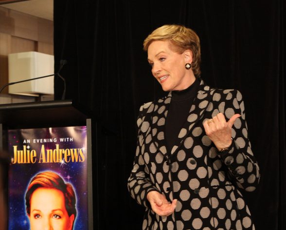 Atriz e cantora Julie Andrews