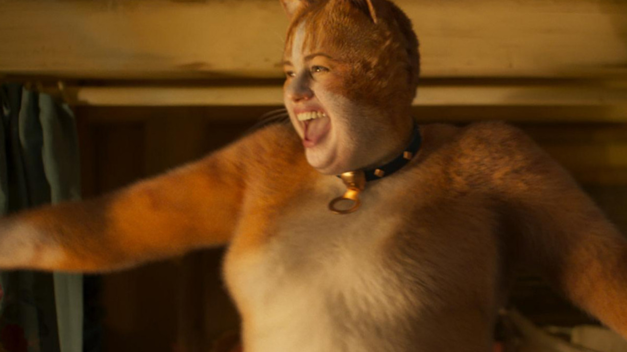 Rebel Wilson – Cats (2019)
A atriz australiana interpretou Jennyanydots, em uma sequência baseada fortemente no humor físico. Assim como Corden, Wilson foi alvo de avaliações negativas pelo trabalho no longa, embora tenha havido críticos que defenderam sua abordagem cômica — um bom exemplo de como avaliações de atuação podem divergir. 
