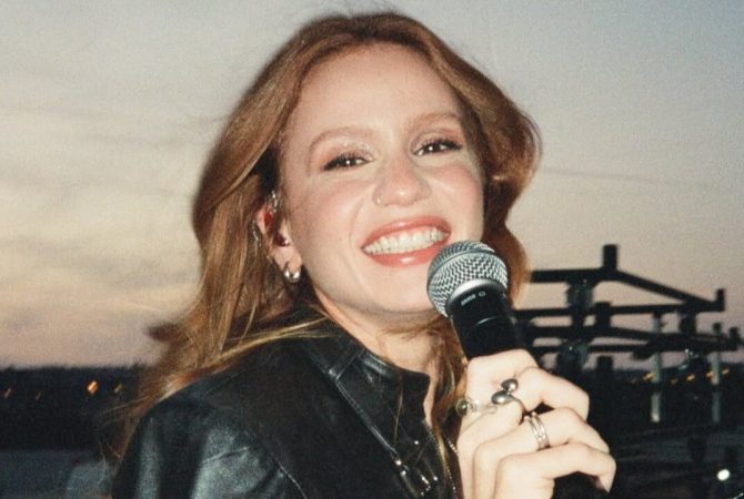 Carol Biazin: quem é a cantora que se apresenta no Rock in Rio 2026