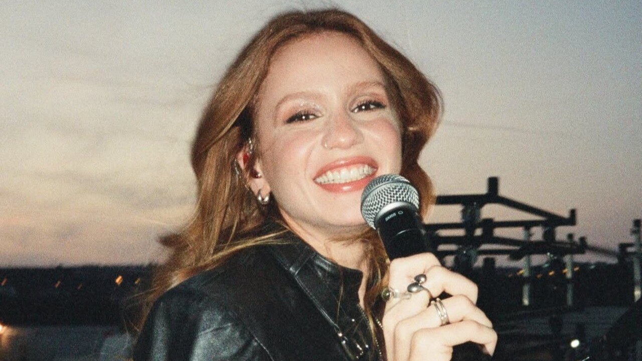 A discografia de Carol inclui os EPs 