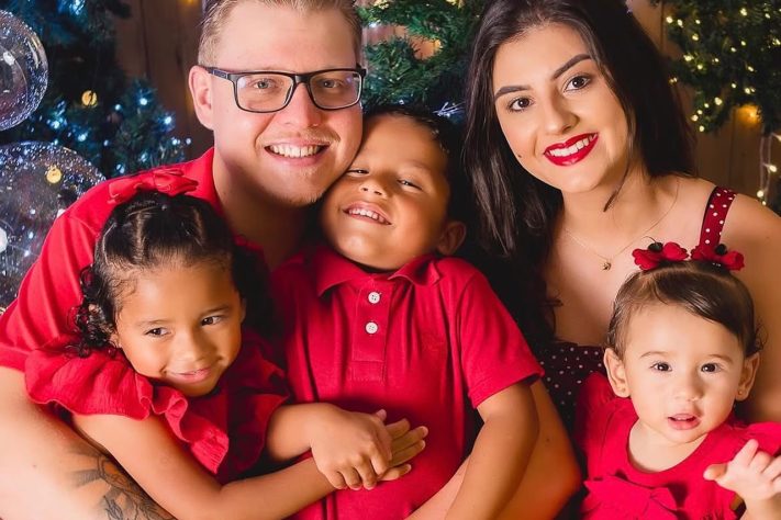 Casal do Paraná adota três irmãos que haviam sido recusados por mais de 70 pretendentes – Reprodução/@thaynna_desiree