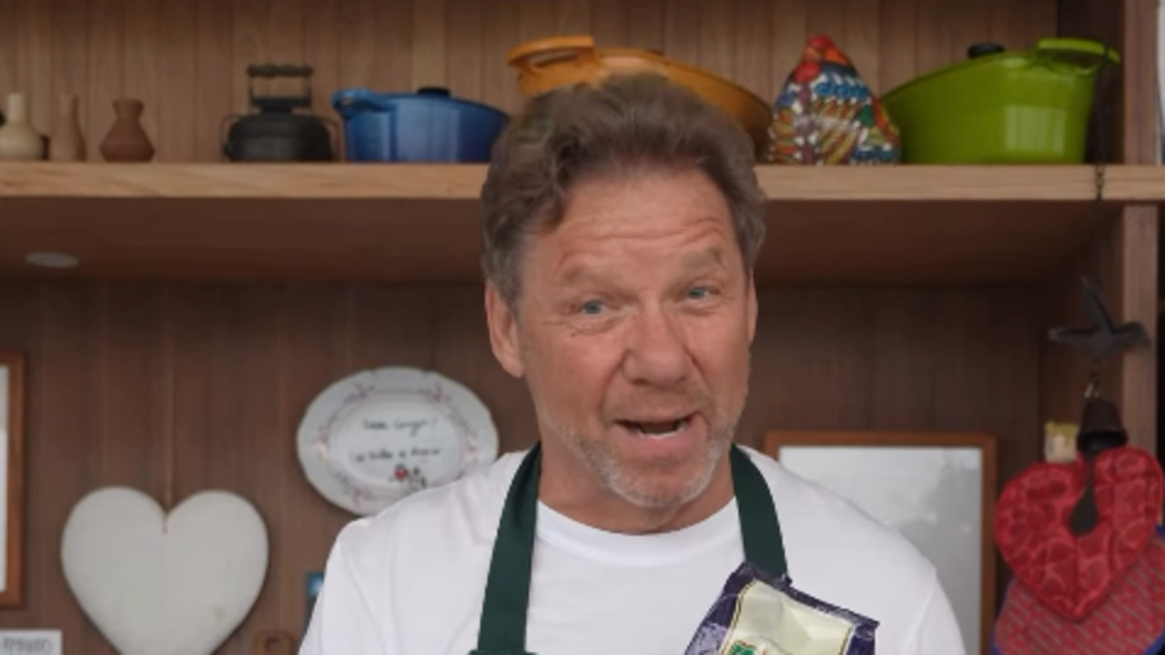 Segundo ela, Claude chegou a 