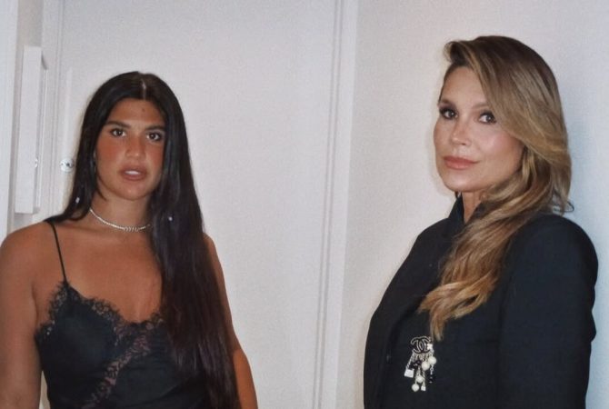 Flávia Alessandra e Giulia Costa chamam atenção com looks em pré-estreia no Rio