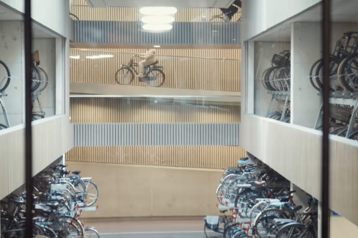 Garagem de bicicletas em Utrecht – Reprodução /YouTube DW Brasil