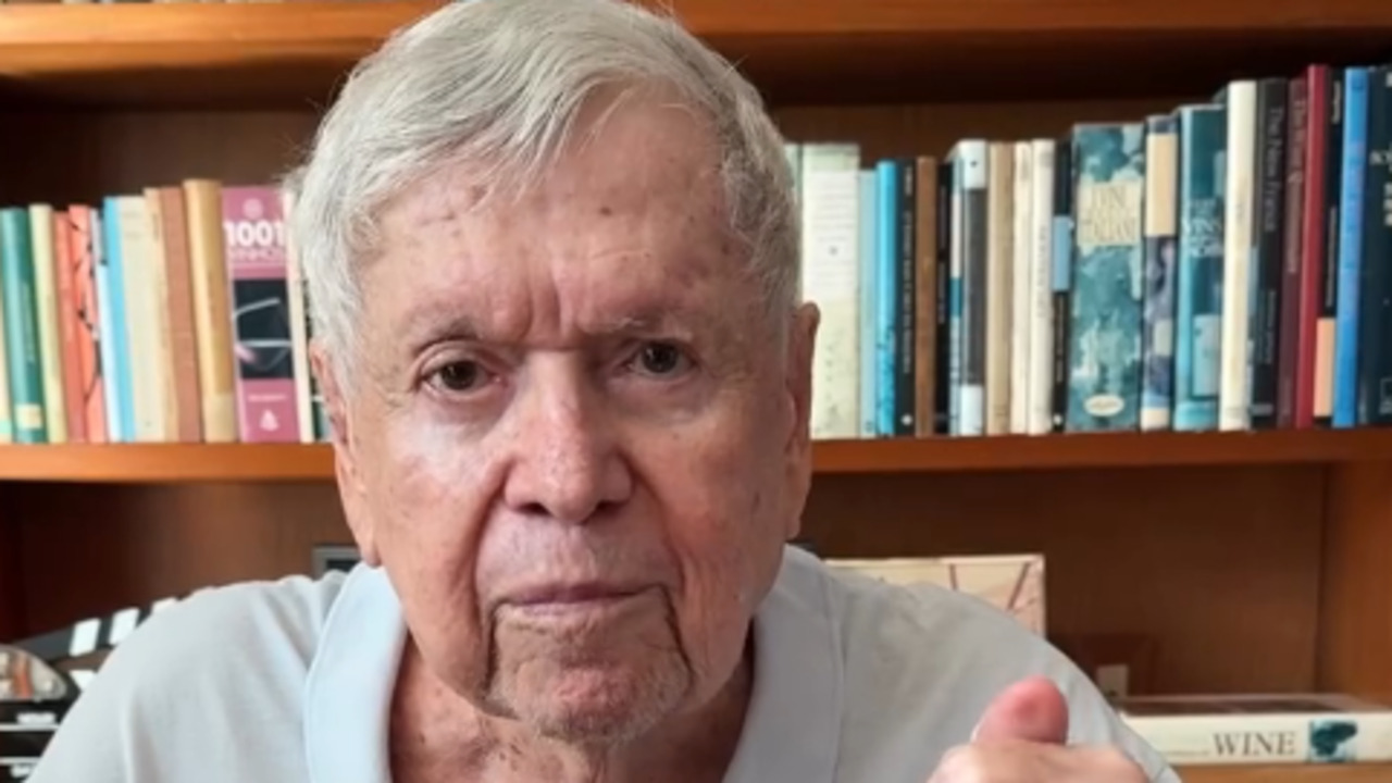 Em 2024, lançou o livro 