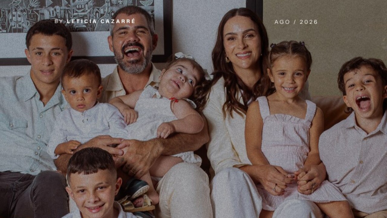 O casal já tem seis filhos: Vicente, Inácio, Gaspar, Maria Madalena, Maria Guilhermina e Estêvão. Os dois se conheceram quando Letícia tinha 17 anos, na época, ela estudava no mesmo cursinho que o irmão dele, mas só começaram a namorar em 2009. Eles se casaram no civil em 2011.
