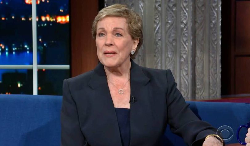 Atriz e cantora Julie Andrews