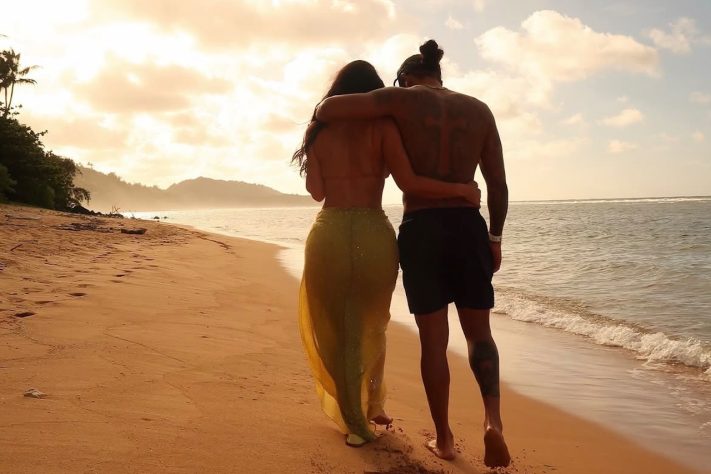 Kim Kardashian e Lewis Hamilton no Havaí – Reprodução/Instagram @kimkardashian
