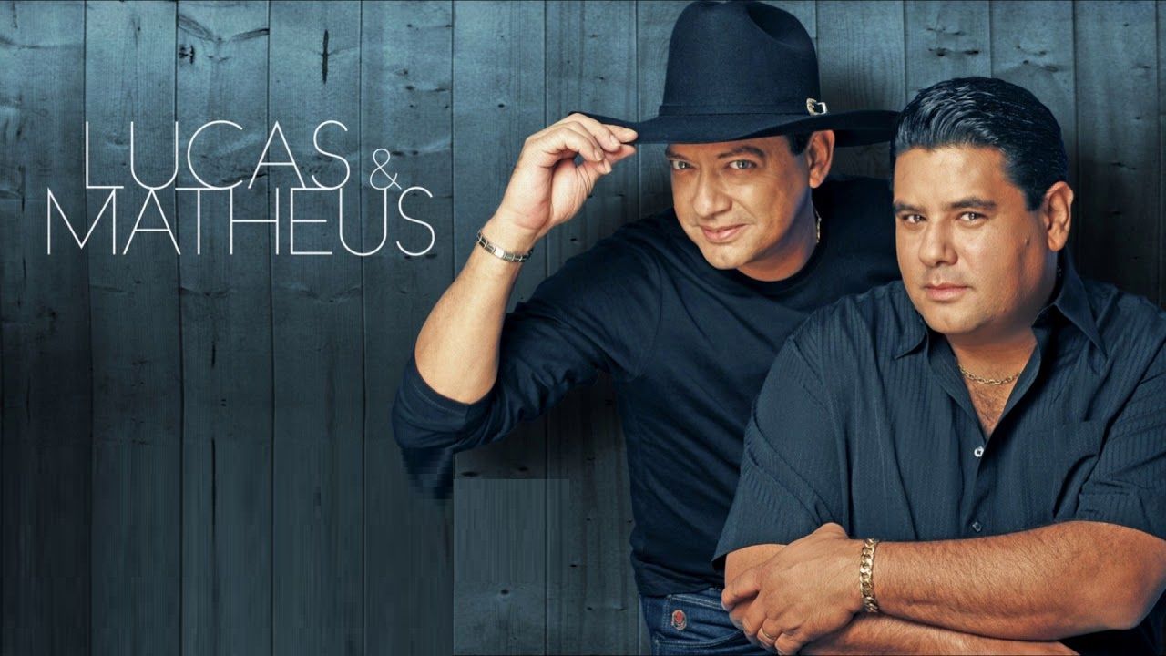 Lucas e Matheus: a dupla sertaneja dos irmãos de Presidente Prudente, no interior de São Paulo, perdeu os dois integrantes em um intervalo de cinco anos. Matheus, nome artístico de Edilson da Silva Rodrigues, faleceu em 22 de dezembro de 2020, aos 57 anos, vítima de complicações da Covid-19. Lucas continuou a carreira ao lado do sobrinho, Matheus Jr., até morrer em 15 de agosto de 2026, vítima de um infarto em Portugal. A parceria original fez sucesso com a música 