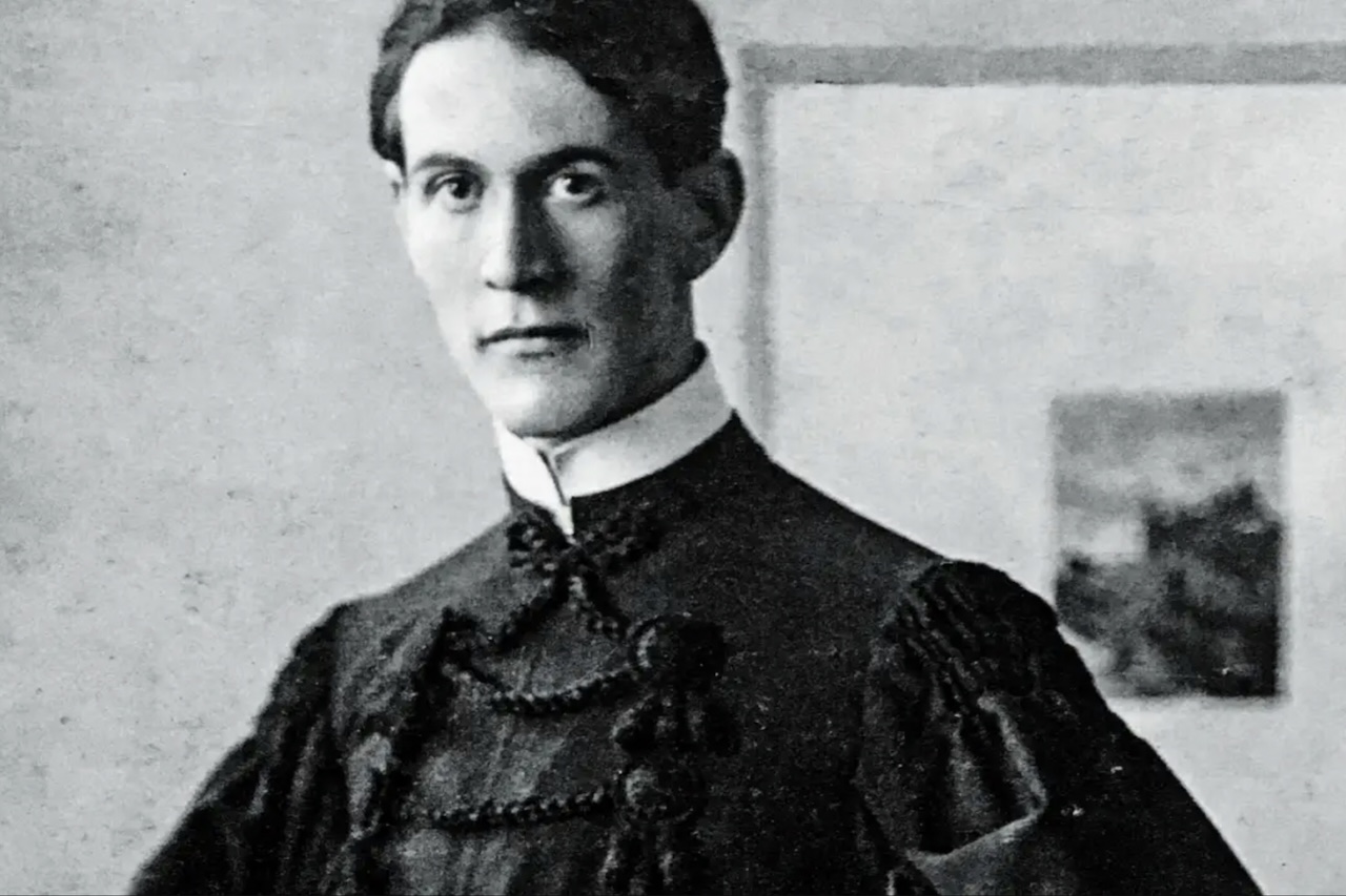 A escolha ocorreu durante a segunda sessão do órgão, em uma votação na qual Aranha superou o australiano Herbert Vere Evatt no segundo turno, por 29 votos a 22. Nascido em Alegrete, no Rio Grande do Sul, em 1894, Aranha formou-se em Direito e iniciou a trajetória pública na política de seu estado.  -  (crédito: Arquivo de Família)