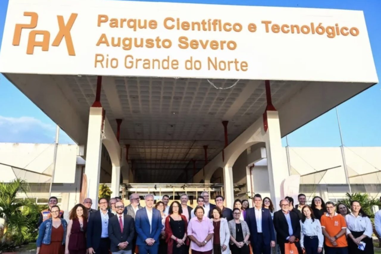 Para o projeto, será investido mais de R$ 1 bilhão em recursos do Fundo Nacional de Desenvolvimento Científico e Tecnológico (FNDCT). A operação ficará a cargo do Laboratório Nacional de Computação Científica, com acesso destinado a universidades, empresas, centros de pesquisa e órgãos públicos.