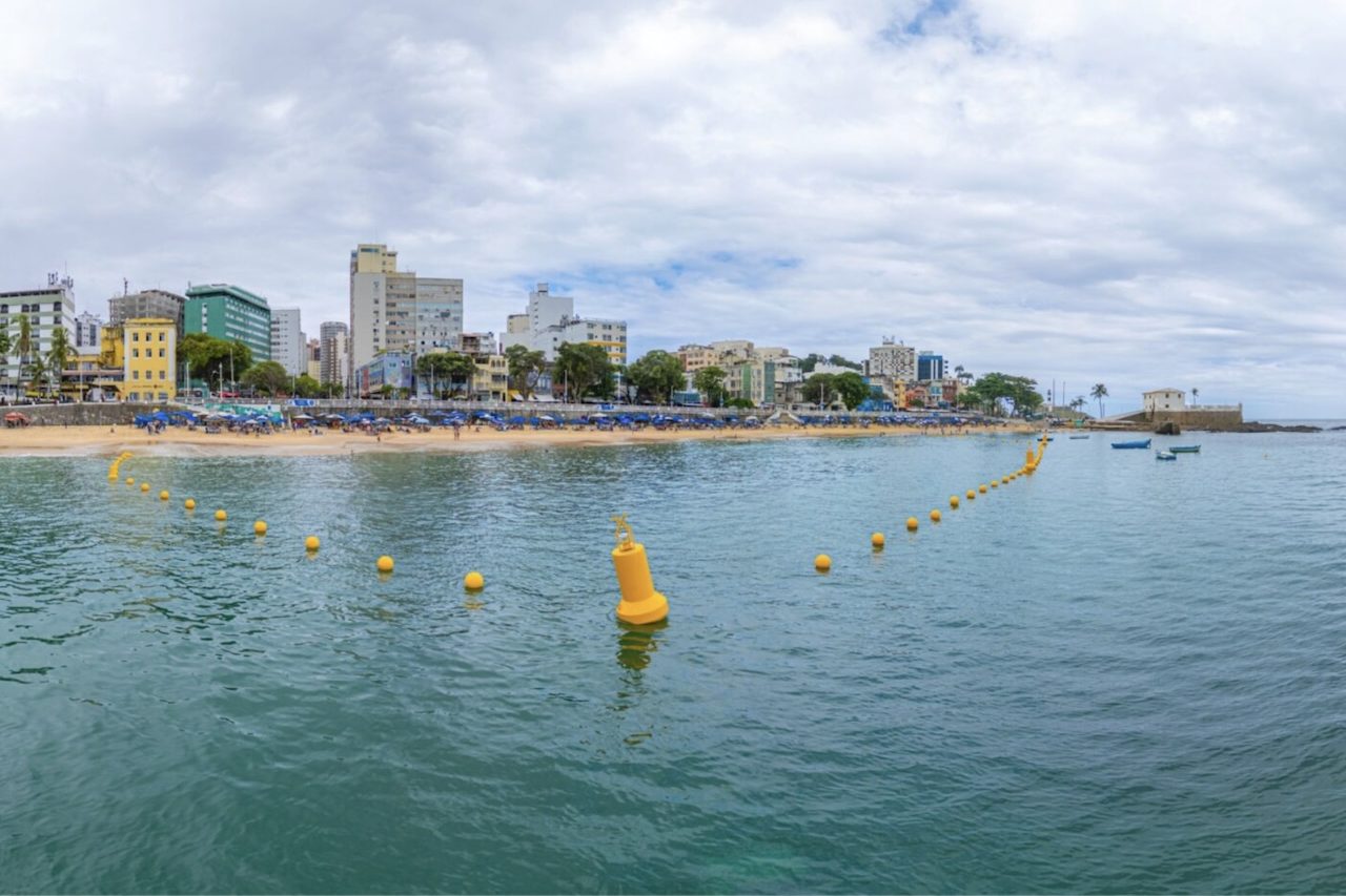 Prefeitura de Salvador delimita espaço para banhistas no Porto da Barra para reduzir risco de acidentes – Igor Santos/Secom PMS