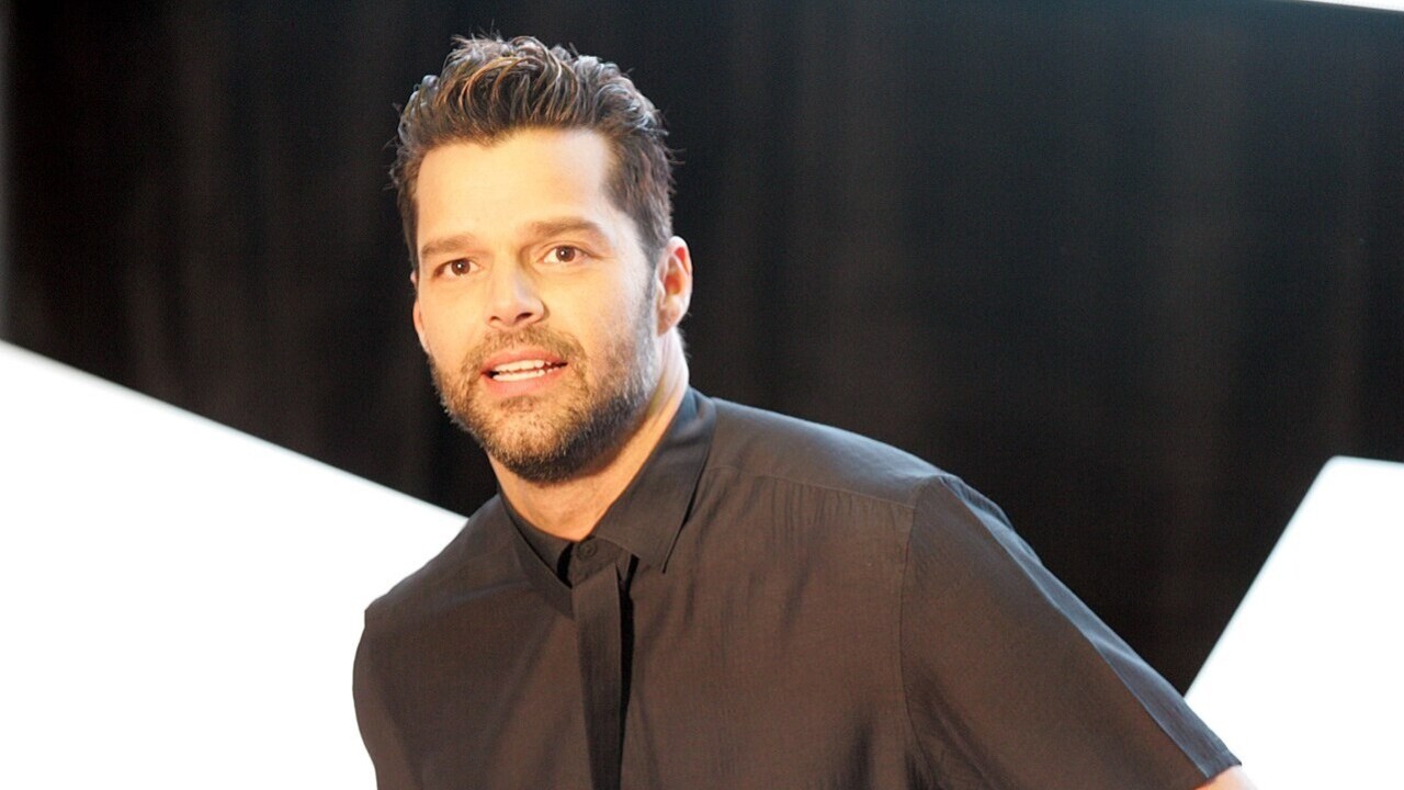 Essa foi a terceira vez que Ricky Martin veio ao Brasil em 2026. A primeira vinda aconteceu durante o Carnaval, e a segunda foi para uma participação no show de Luan Santana. O cantor tem uma relação antiga com o Brasil, país onde faz shows desde os anos 1990. Além de já ter demonstrado saber falar português em entrevistas e apresentações durante suas estadias no país.