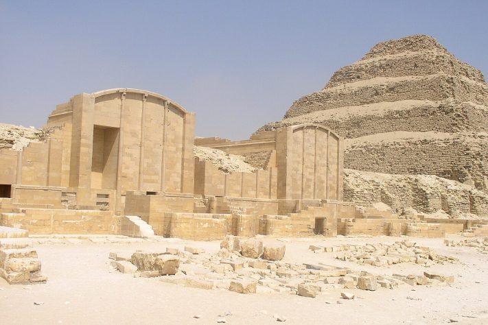 Saqqara, Egito – Wikimedia Commons