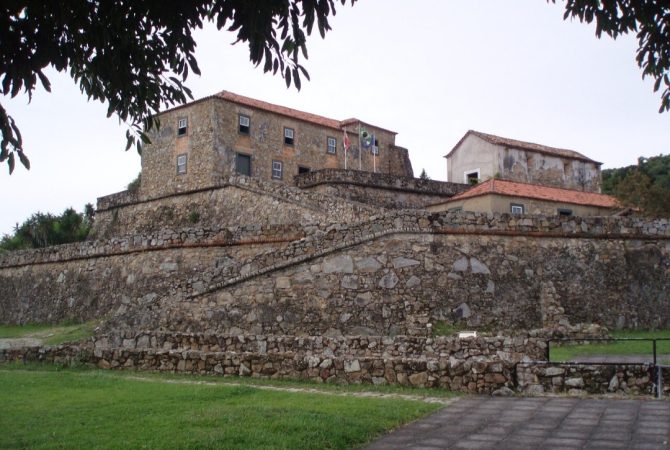 Sentinelas da história: conheça fortes brasileiros que atravessaram séculos protegendo o território