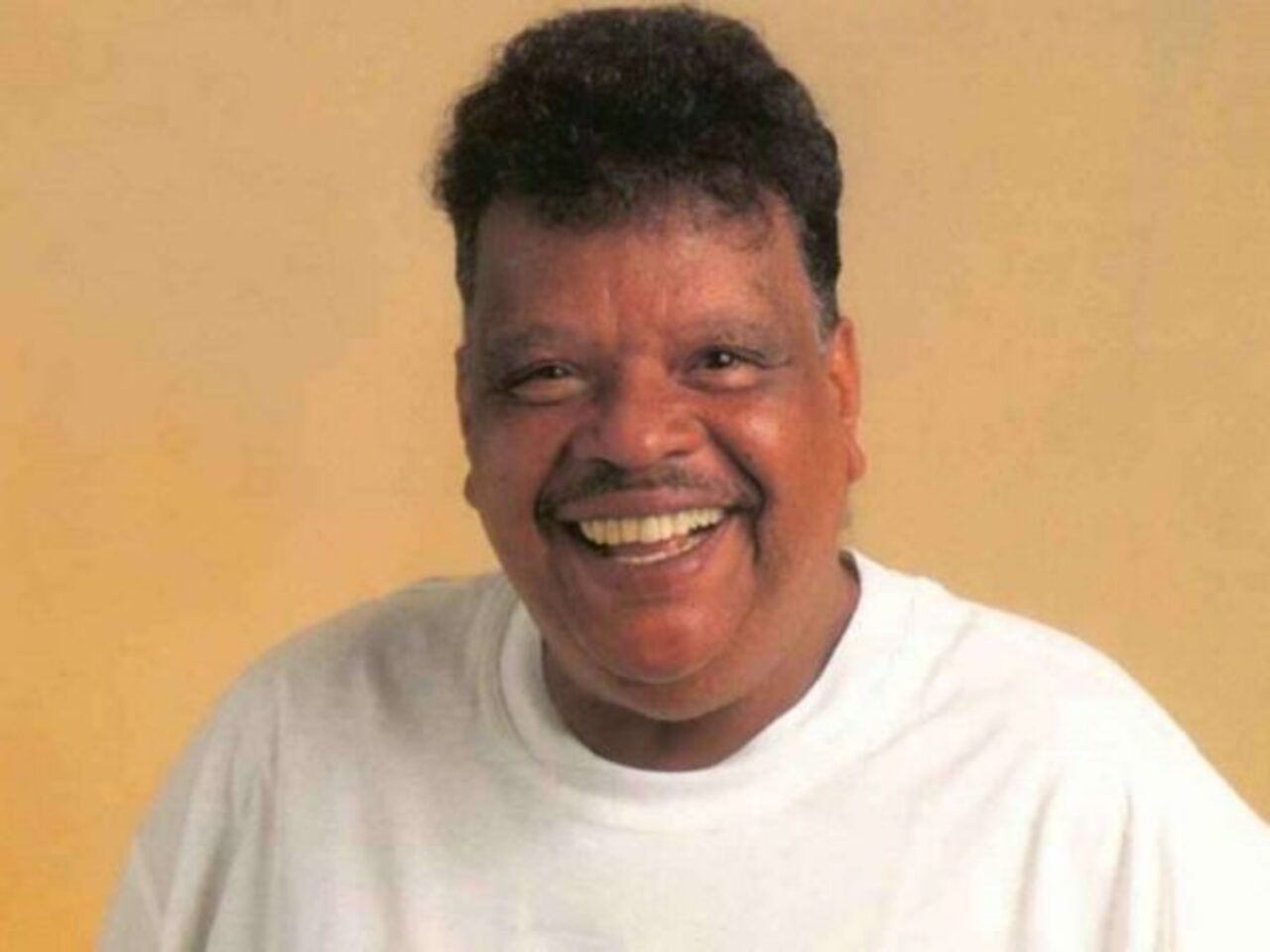 Nos anos seguintes, o cantor manteve uma produção irregular, mas continuou associado a alguns dos maiores sucessos da música brasileira. Sua personalidade expansiva, o humor nas entrevistas e a fama de comportamento imprevisível passaram a integrar a imagem pública do artista, sem apagar a importância de sua contribuição musical. A obra também passou a ser objeto de estudos acadêmicos, especialmente por sua relação com a indústria fonográfica e pela trajetória independente construída em determin