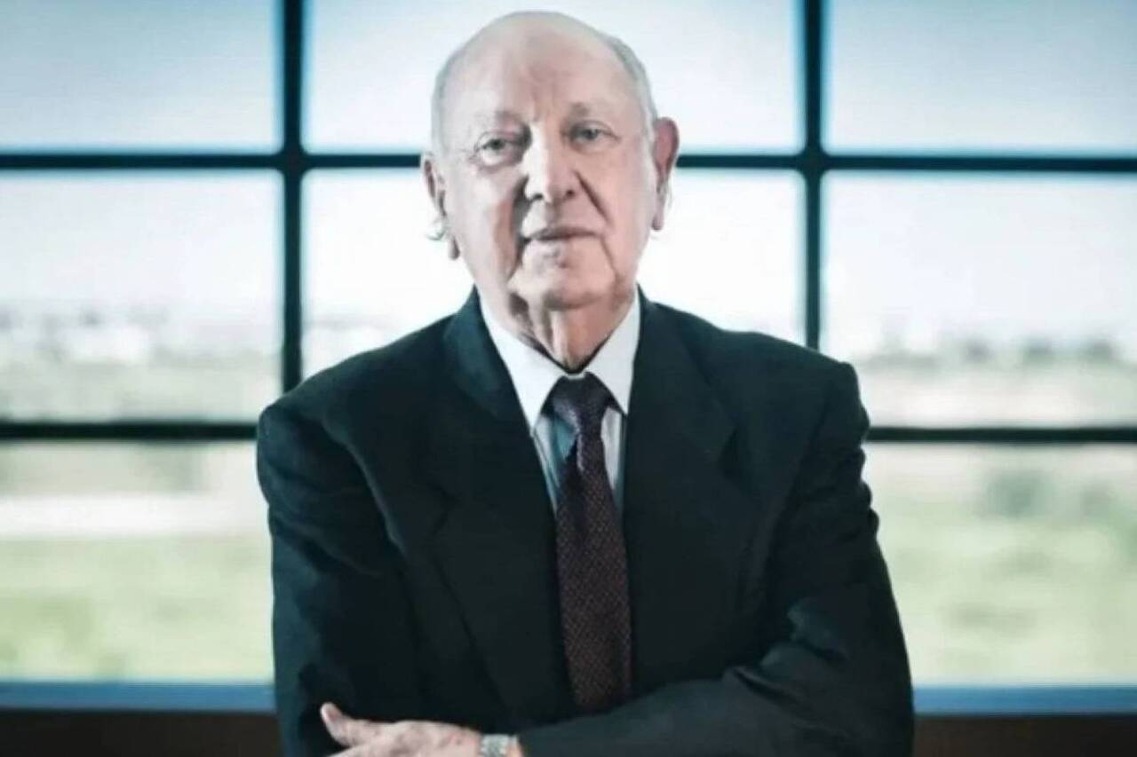 A mudança provocada pela morte de Vontobel (foto) colocou novamente em evidência a longevidade de uma geração de empresários brasileiros. Além de Klabin, a lista da Forbes reúne Consuelo Andrade de Araújo e família, de 94 anos, com R$ 2,2 bilhões, e Ivan Müller Botelho e Alair Martins do Nascimento, ambos de 92 anos, com patrimônios estimados em R$ 5,1 bilhões e R$ 4,3 bilhões, respectivamente. A edição de 2026 reúne 255 bilionários brasileiros.
