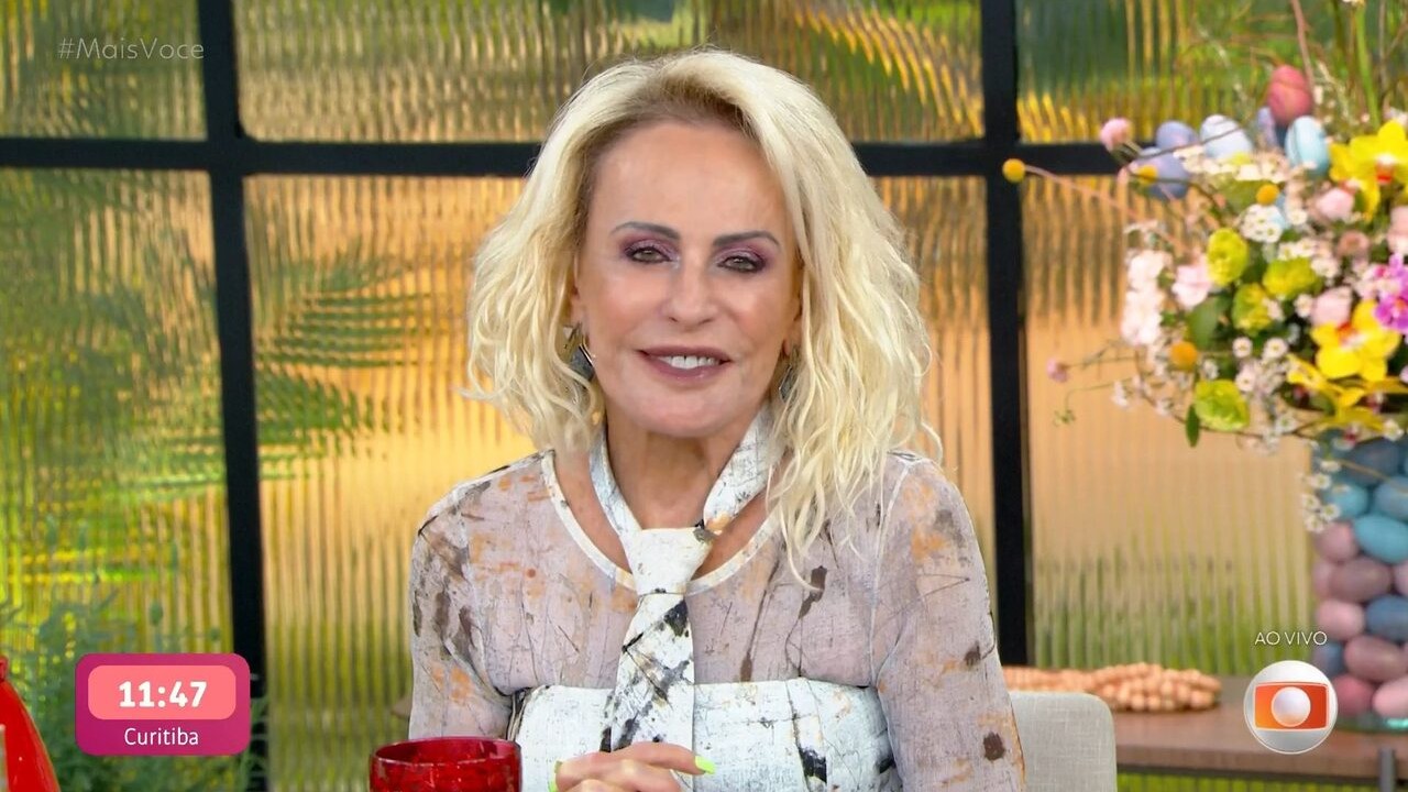 O reality culinário é o primeiro programa de Ana Maria Braga em horário nobre na Globo. Nascida em São Joaquim da Barra, no interior de São Paulo, em 1º de abril de 1949, a apresentadora construiu uma longa carreira na televisão e ficou conhecida por comandar programas matinais. Desde 1999, ela apresenta o 