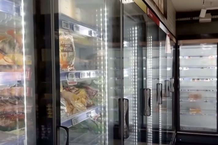 Ataque cibernético eleva temperatura de geladeiras e causa prejuízos em mais de 500 supermercados na França – Reprodução/YouTube DW News