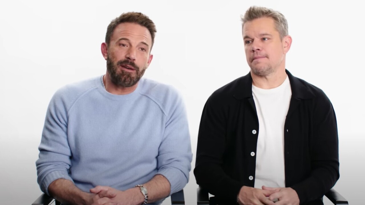 Nascido em 15 de agosto de 1972, em Berkeley, na Califórnia, Ben Affleck cresceu em Cambridge, no estado de Massachusetts, onde conheceu Matt Damon, amigo de infância e parceiro em diversos projetos. Ele começou a atuar ainda criança, na série educativa “The Voyage of the Mimi”, exibida pela emissora PBS em 1984. 
