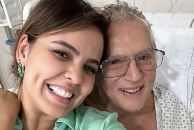 Aos 90 anos, Carlos Alberto de Nóbrega tem suspeita de infecção e fica internado em São Paulo