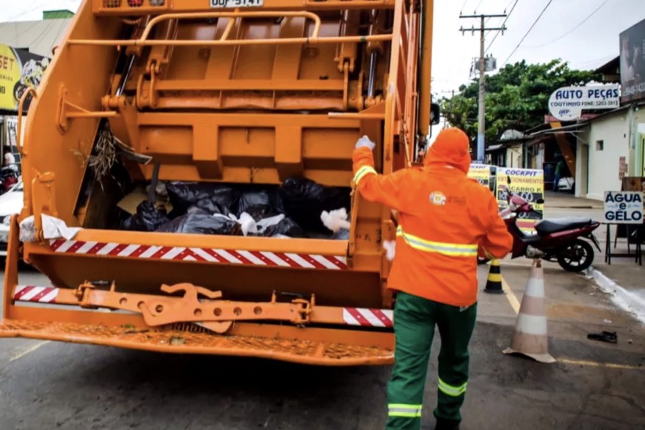 Agora advogado, Antônio contou que quer emoldurar seu uniforme de trabalho para não esquecer suas raízes. 