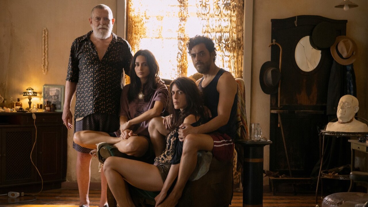 Também fazem parte do elenco nomes como José de Abreu, Felipe Camargo, Luciana Paes, Laila Garin, Rui Ricardo Diaz, Heloisa Jorge, Allan Souza Lima, Jonas Bloch, Giovanna de Jesus, José Mata, Thiago Justino, Hamilton Dias, Laura Vick, Yanna Lavigne e Rosanna Viegas. 
