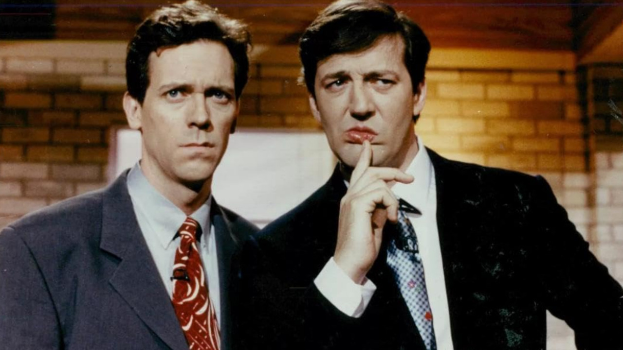 Durante a universidade, Laurie também participou do grupo de teatro e comédia Footlights. Foi lá que conheceu Emma Thompson, que o apresentou a Stephen Fry, seu futuro parceiro de comédia. A dupla Fry and Laurie se destacou na década de 1980 e 1990. Eles protagonizaram diversas produções, entre elas “A Bit of Fry and Laurie”, série exibida pela BBC entre 1987 e 1995.
