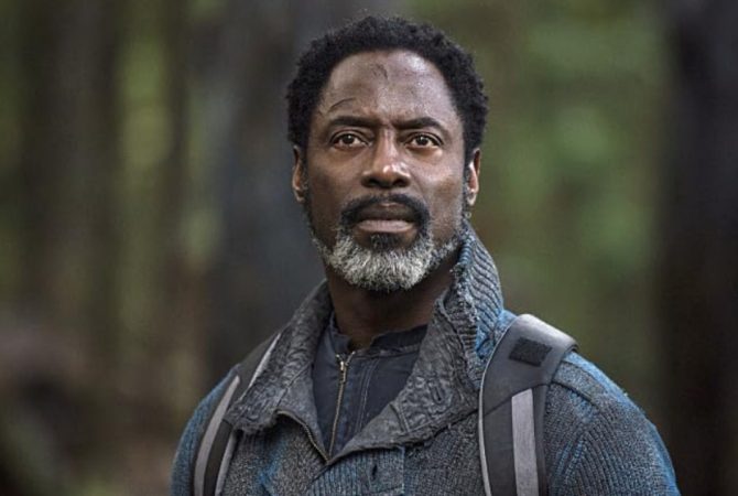 Isaiah Washington revela morte da esposa após manter perda em sigilo por 16 meses
