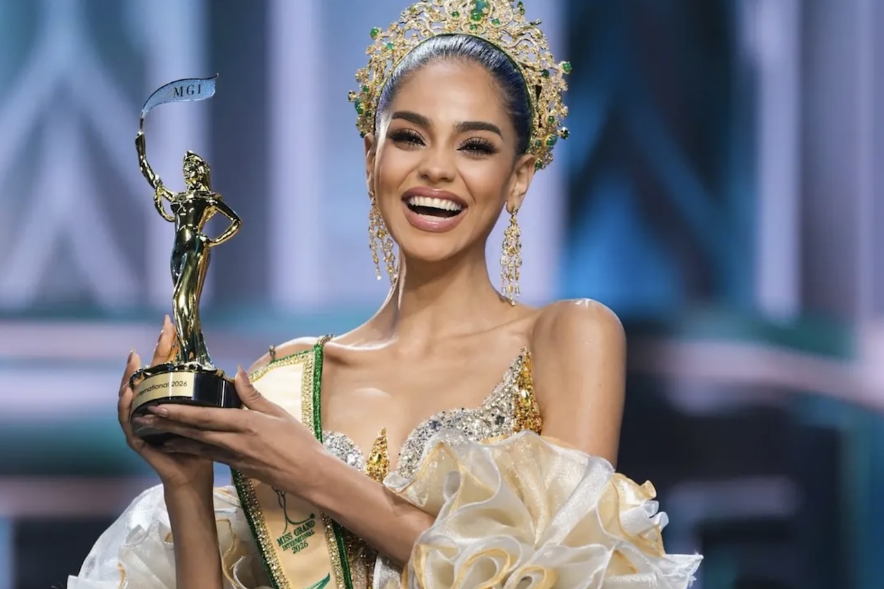 A tanzaniana Jihan Dimack conquistou um feito inédito em sua trajetória e na história de seu país ao vencer o Miss Grand International 2026, realizado no dia 10 de outubro, em Bangkok, na Tailândia. Aos 30 anos, ela superou outras 76 concorrentes e se tornou a primeira representante africana a receber a coroa do concurso, que chegou à sua 14ª edição. -  (crédito: Reprodução/Instagram)
