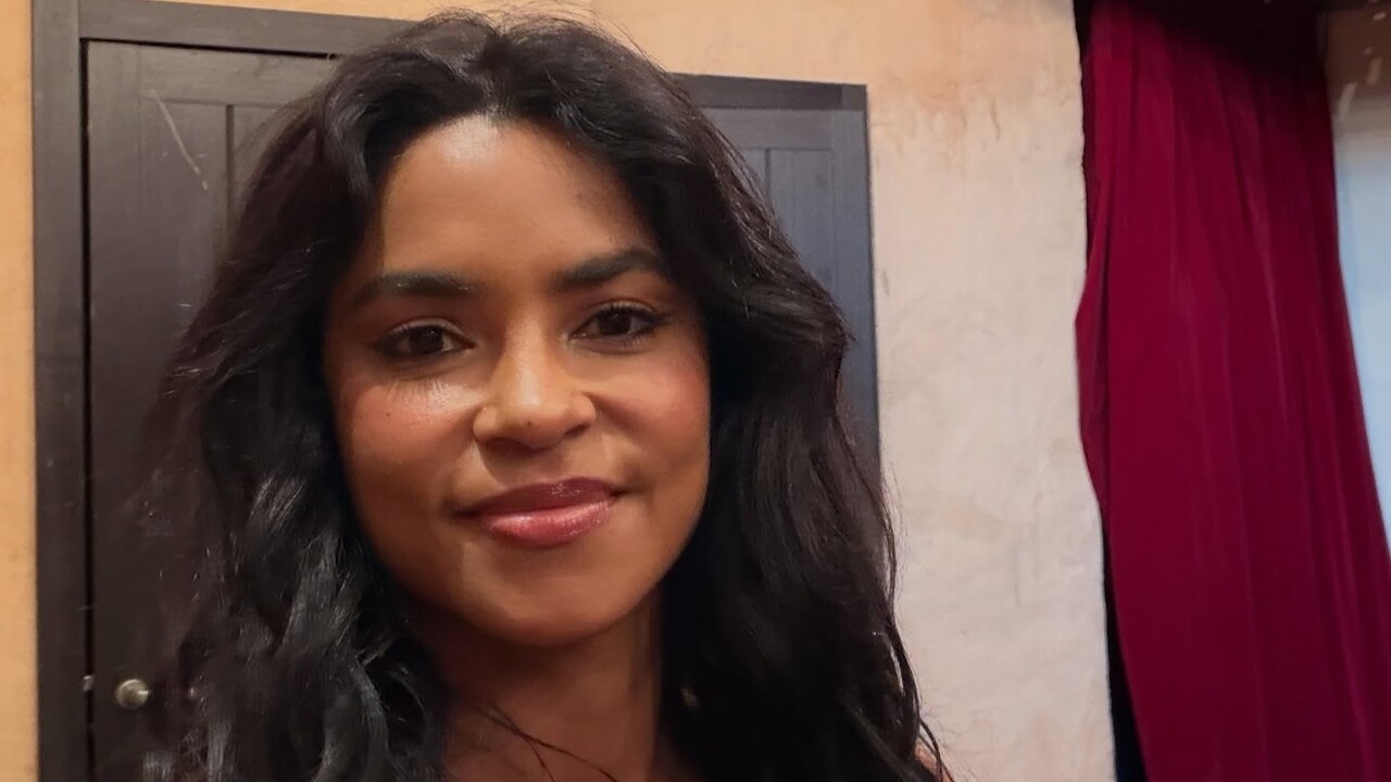 Sua estreia na televisão como atriz aconteceu em 2016, na novela 