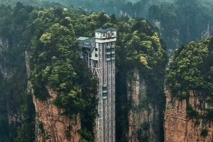 Elevador Bailong, Maior elevador ao ar livre do mundo fica na China – Reprodução @world_walkerz