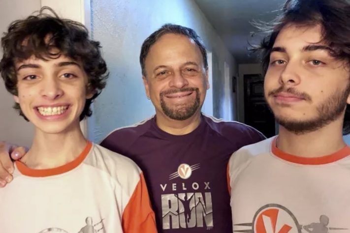 Marcos Breda e seus filhos – Reprodução