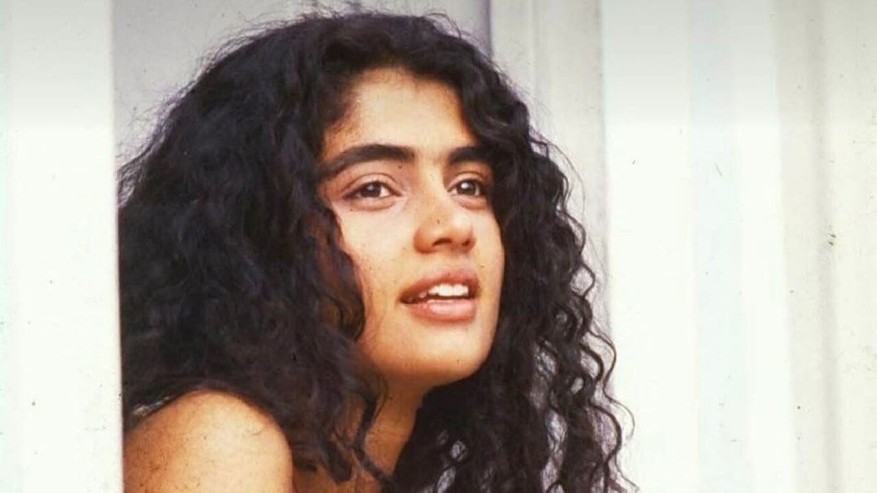 Patrícia França Monteiro de Oliveira nasceu em Recife, em 28 de setembro de 1971, e começou a carreira teatral ainda na infância, na cidade natal, onde recebeu prêmios por trabalhos como a peça “A Ver Estrelas”. Sua estreia na televisão aconteceu em 1992, como protagonista da minissérie “Tereza Batista”. No ano seguinte, assumiu seu primeiro papel principal na novela “Sonho Meu”.
