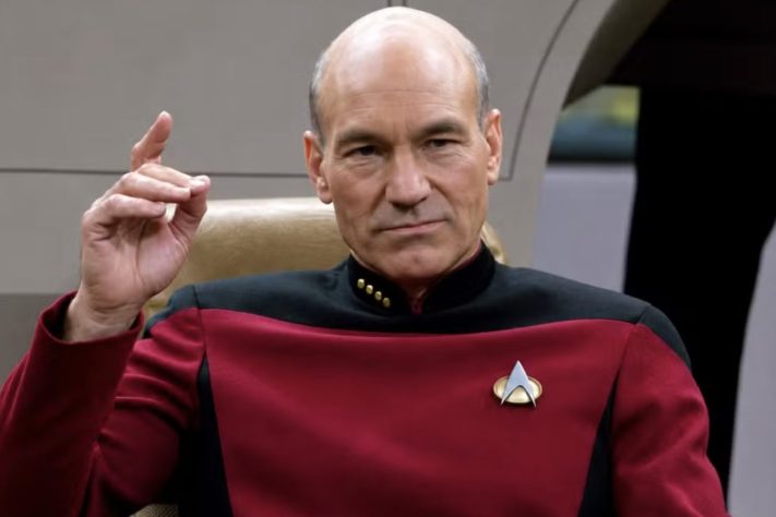 Patrick Stewart em cena de 'Star Trek A nova geração' — Divulgação