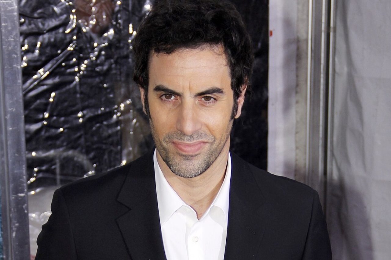 Sacha Baron Cohen, conhecido pelo filme “Borat”, será o protagonista de “The Popinjay Cavalier”, primeira peça teatral escrita e dirigida por Quentin Tarantino, diretor filmes como 'Bastardos Inglórios' e Kill Bill'. A comédia estreará em 23 de fevereiro do próximo ano no Phoenix Theatre, em Londres, onde ficará em cartaz até 13 de junho. -  (crédito: Flickr - Joella Marano)